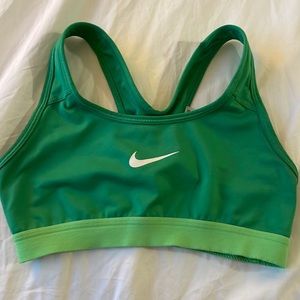 nike pro sports bra